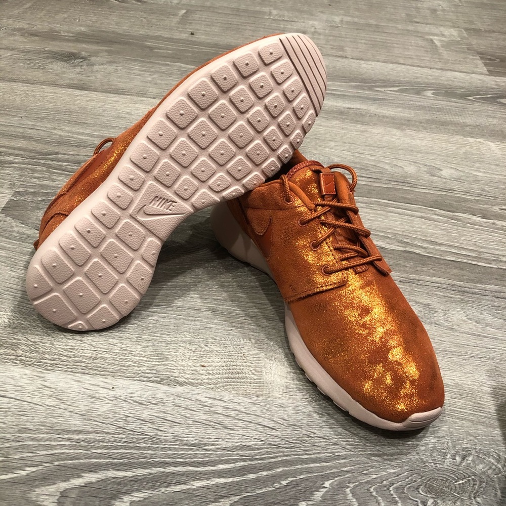 Nike metallic orange/tawny shoes